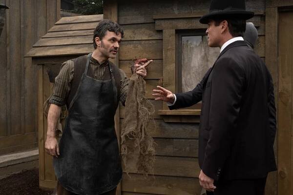 Billy MacLellan, Yannick Bisson - Případy detektiva Murdocha - Čarodějky z East Yorku - Z filmu
