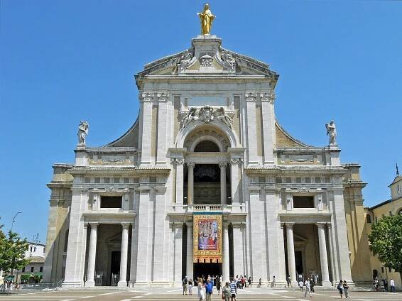Assisi - Wikipedia