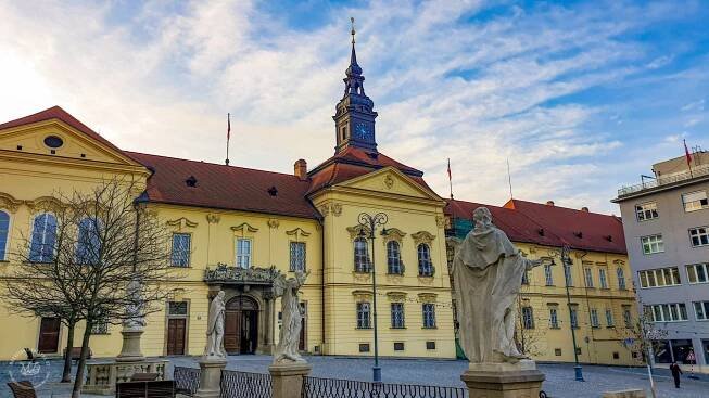 Brno: jeho pasáže, zkratky a průchody IV. » Moravian Travelers