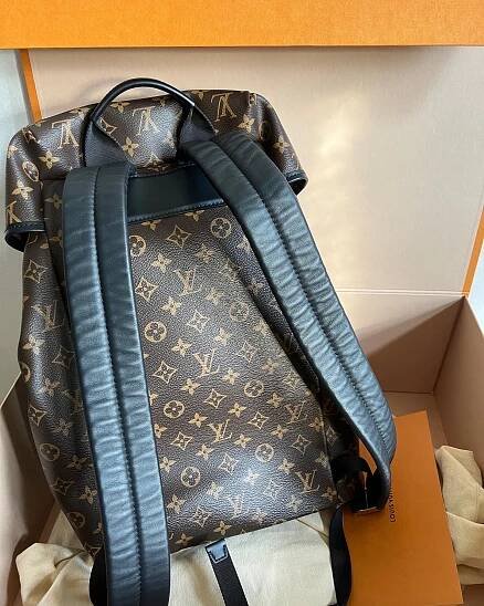 LOUIS VUITTON Zack Backpack Monogram - Obrázek 4