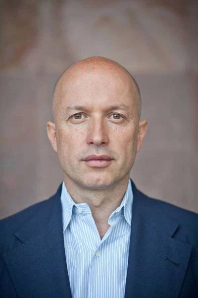 Direktor Sam Keller
