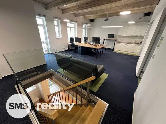 Pronájem komerčního prostoru, centum Hradce Králové, 105,2 m2 | SMS reality s.r.o.