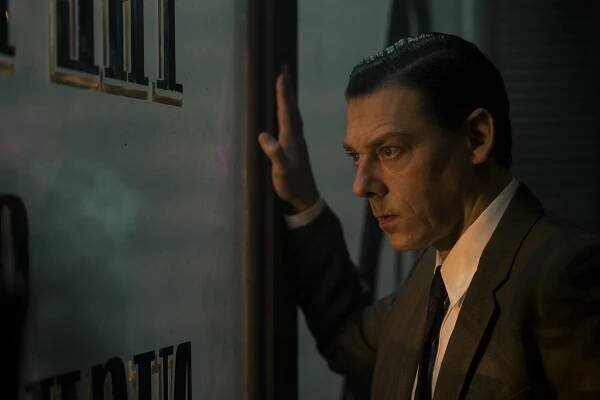 Sabrinina děsivá dobrodružství - Kapitola třicátá první: Podivnost - Z filmu - Richard Coyle