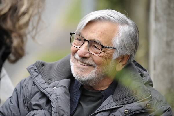 Kvíz: Jak dobře znáte slavné filmové a seriálové role Jiřího Bartošky?