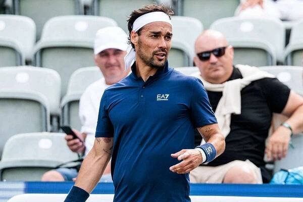 Podívej se na mě, ty prasátko, provokoval Fognini. Šlágr bouřliváků nezklamal