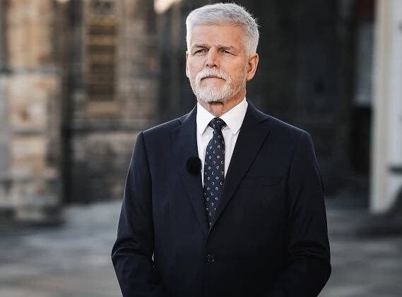 Prezident Pavel rok od zvolení: „řád a klid“ i občasné zaškobrtnutí