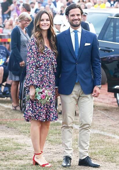 Celebrities Announcing Pregnancies During Coronavirus Pandemic: Pics | Us Weekly