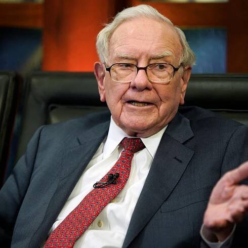 Buffett plans to attend, but not take questions, at next year's Berkshire shareholder meeting