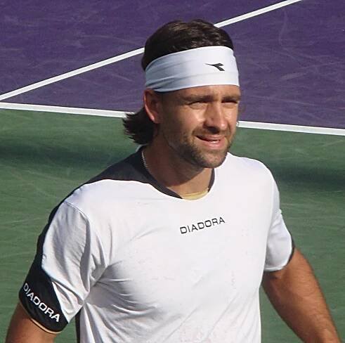 Nicolas Kiefer - Wikipedia
