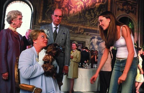 Co ta holka chce - Z filmu - Sylvia Syms, Amanda Bynes