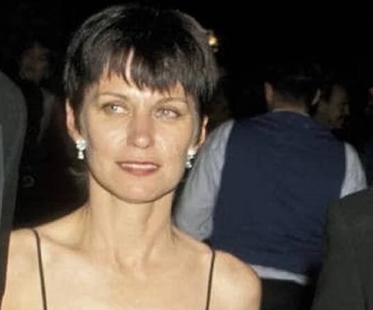 Robyn Moore Gibson