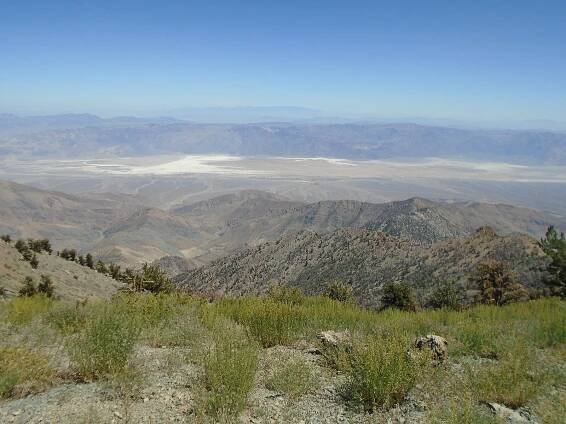 Soubor:Badwater Basin, Death Valley and Amargosa Range from Telescope Peak.jpg