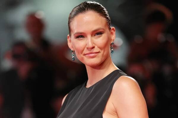 Bar Refaeli