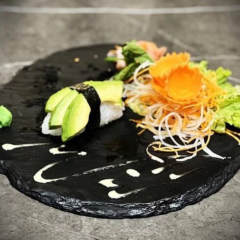 S37. AVOCADO NIGIRI