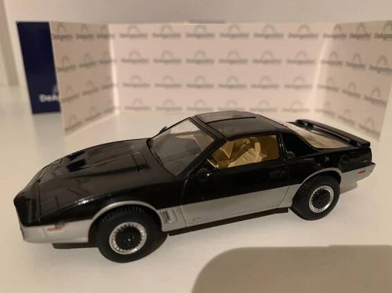 DeAgostini, Altaya: Knight Rider KARR, Pontiac Firebird Trans Am, 1/43