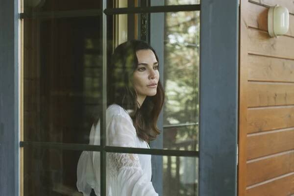 HANDE ATAIZI - 212 Magazine
