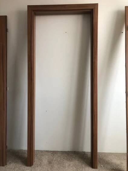 Obložky 80 bez pantů pro stavebni otvor s síře (20-22cm).