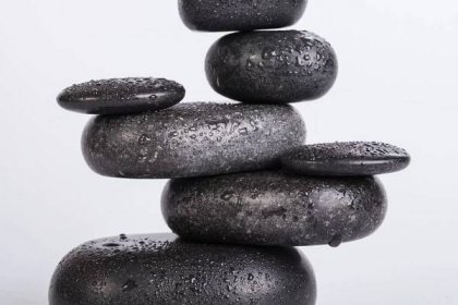 Your Guide to Hot Stone Massage Therapy: Which Stones are Best?