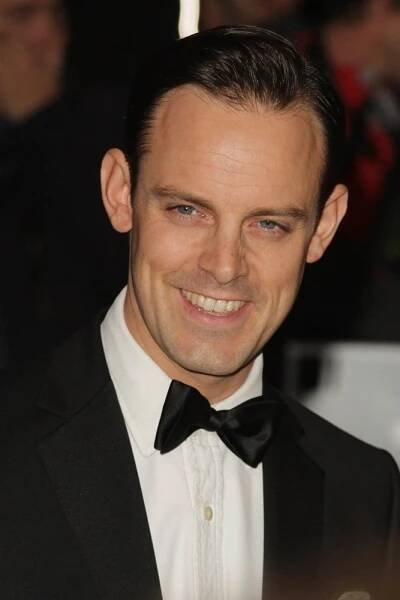 Harry Hadden-Paton herec