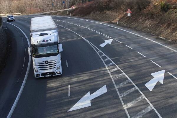 Kde máme měřit rychlost? Lidé radí policii na webu