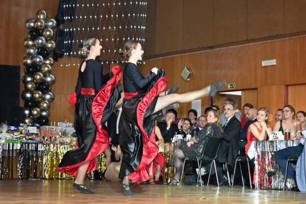 XXIV. Reprezentační ples města Dolní Benešov - Kulturní dům Dolní Benešov