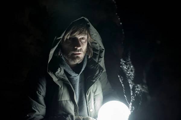 ‘1899’: Andreas Pietschmann Explains Stage Tech and ‘Dark’ Link - Netflix Tudum