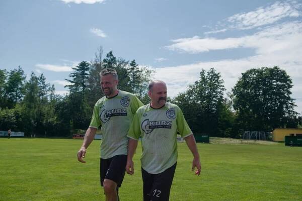 PO HODOVĚ; oslava 50. let založení FC Drahlov; O putovní pohár obce Charváty - Oficiální stránka obce Charváty