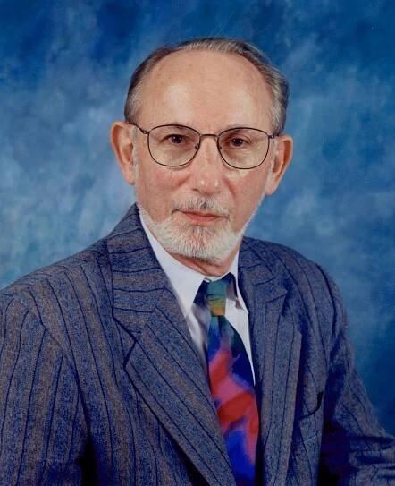 Guinter Kahn, Inventor of Baldness Remedy, Dies at 80