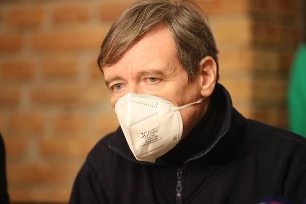 David Rath se stane pacientským ombudsmanem, Česko zavádí nová pravidla v boji s covidem
