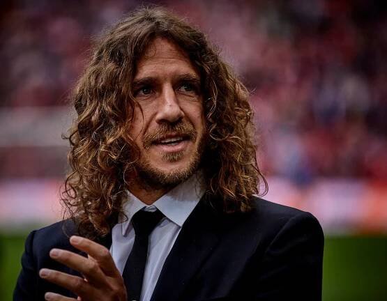 Carles Puyol - GALERIE: Carles Puyol a jeho legendární vlasy (1/4)