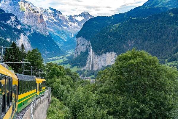 Rail transport in Switzerland - Wikipedia