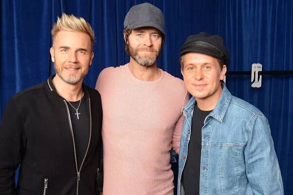  (L-R) Gary Barlow, Howard Donald and Mark Owen of Take That