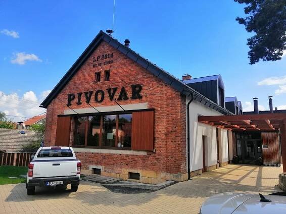 Mžany fotoalbum minipivovaru Lindr – Pivovary.Info