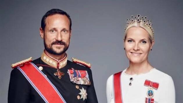 Norský korunní princ Haakon a jeho manželka Mette-Marit (2016)