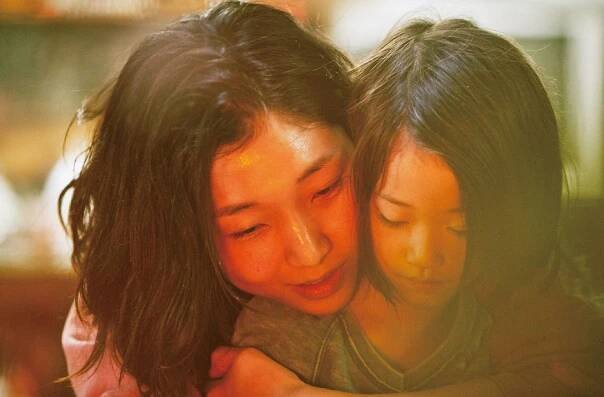 Sakura Andó, Miju Sasaki - Zloději - Z filmu