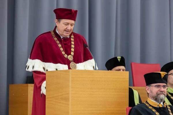 Rektor Mareš byl dnes slavnostně inaugurován - MENDELU