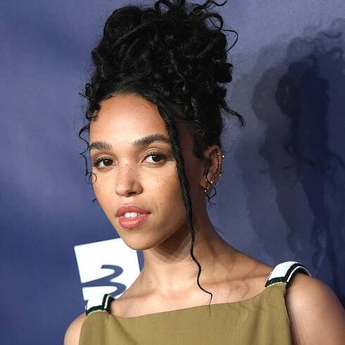 Please Stop Asking FKA Twigs—And All Domestic-Abuse Survivors—‘Why Did You Stay?’