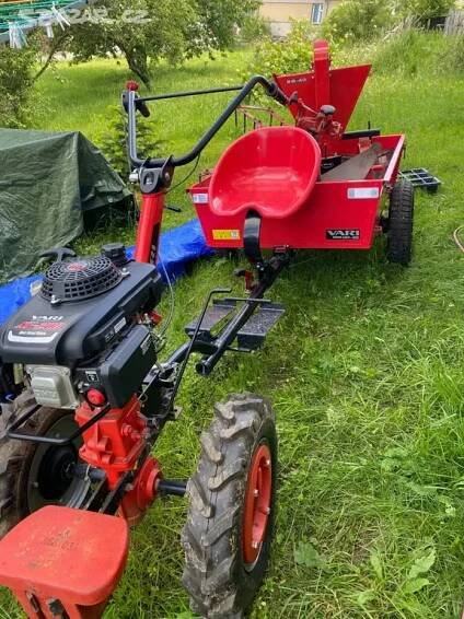 malotraktor VARI