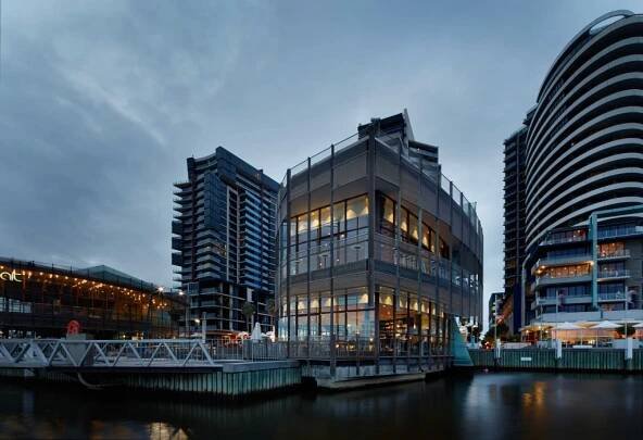 Cargo Bar Docklands project – Sarris International