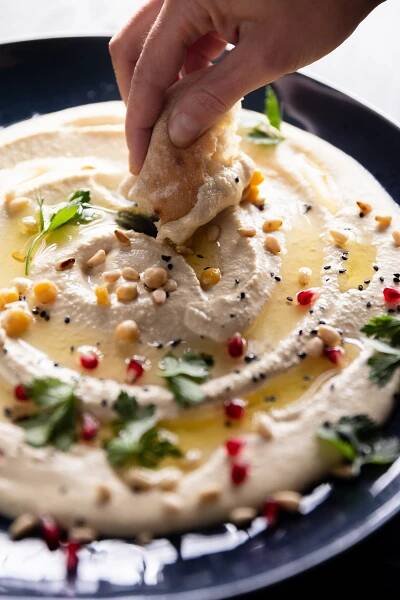 Škola vaření: jak na ten nejlepší hummus ze sušené cizrny a domácí tahini pasty | Forbes