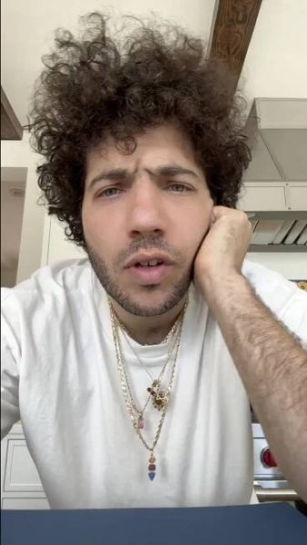 Benny Blanco eating $200 blueberries on TikTok.