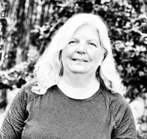 Lori Nelson