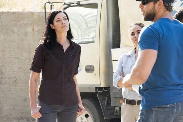Tým SEAL - Kill or Cure - Z filmu - Jessica Paré, Kelly Albanese