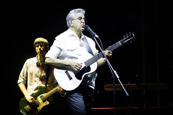 Caetano Veloso -- Primavera