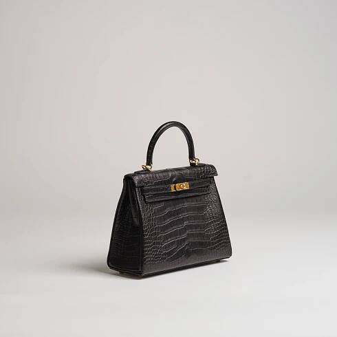 Hermès 25cm Kelly Retourne black matt alligator gold hardware
