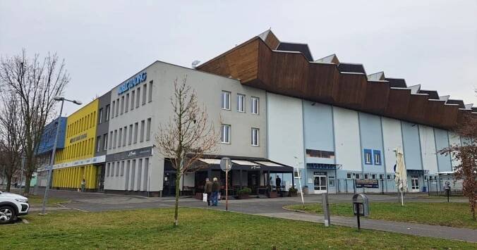 Zimní stadion v Uherském Hradišti půjde k zemi už letos. Nový by měl být hotový v září 2026