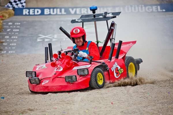 Watch Vettel go Super Mario at Soapbox Germany