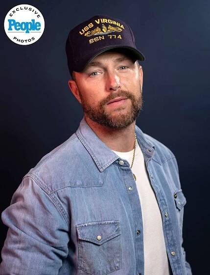 Chris Lane iheart country portraits.