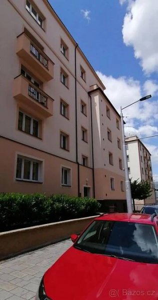 Prodej bytu 2+1, 56 m2, centrum Pardubic