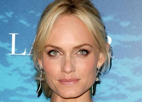 Amber Valletta